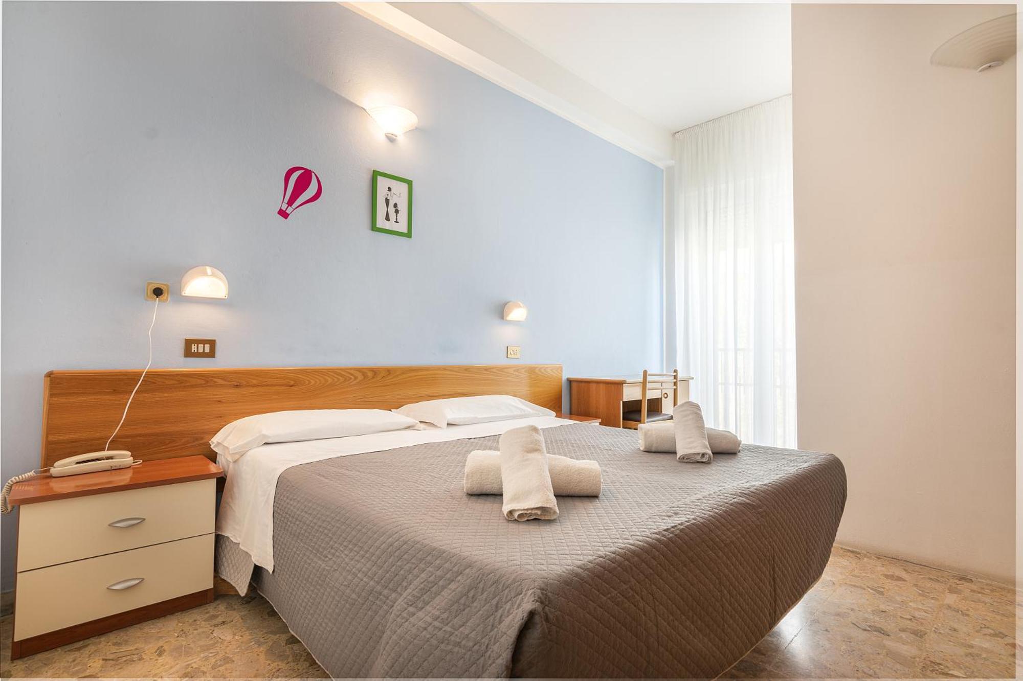 Hotel Santiago Rimini Exterior foto